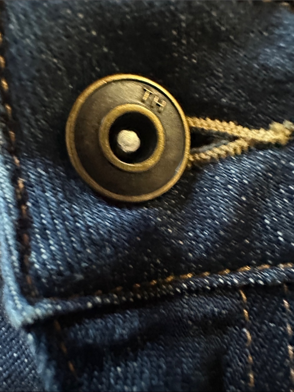 TOMMY HILFIGER Women’s Dark Blue Distressed Straight Leg “Boyfriend”Jeans Sz 8 - Picture 7 of 12